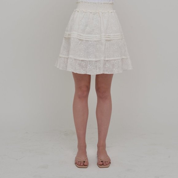 Linen Floral Embroidery Tiered Skirt - All Natural and Sustainable - Picture 3 of 4